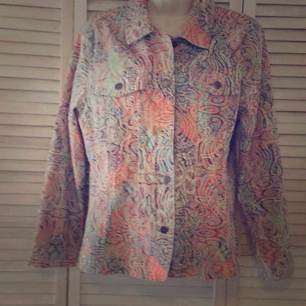Women’s light 🎈🎈🎈weight paisley jacket